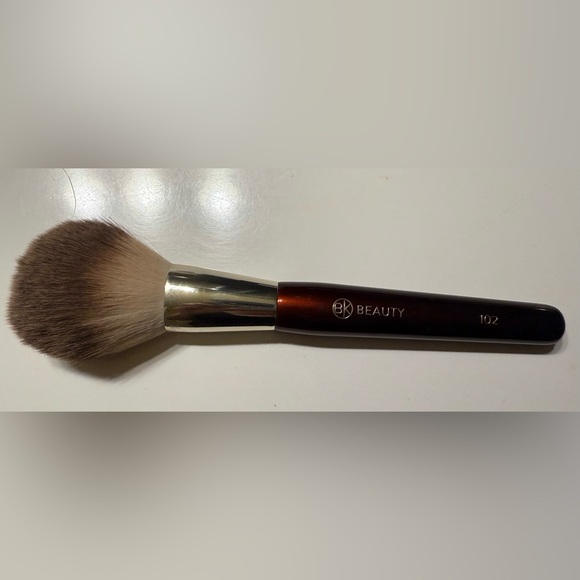 BK beauty Other - NEW‼️BK BEAUTY- 102 LARGE POWDER